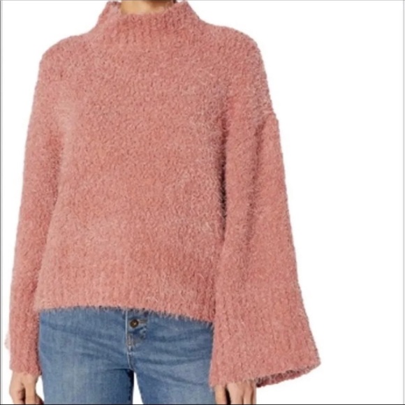 cupcakes & cashmere Sweaters - NWOT Cupcakes and Cashmere Sweater 💕